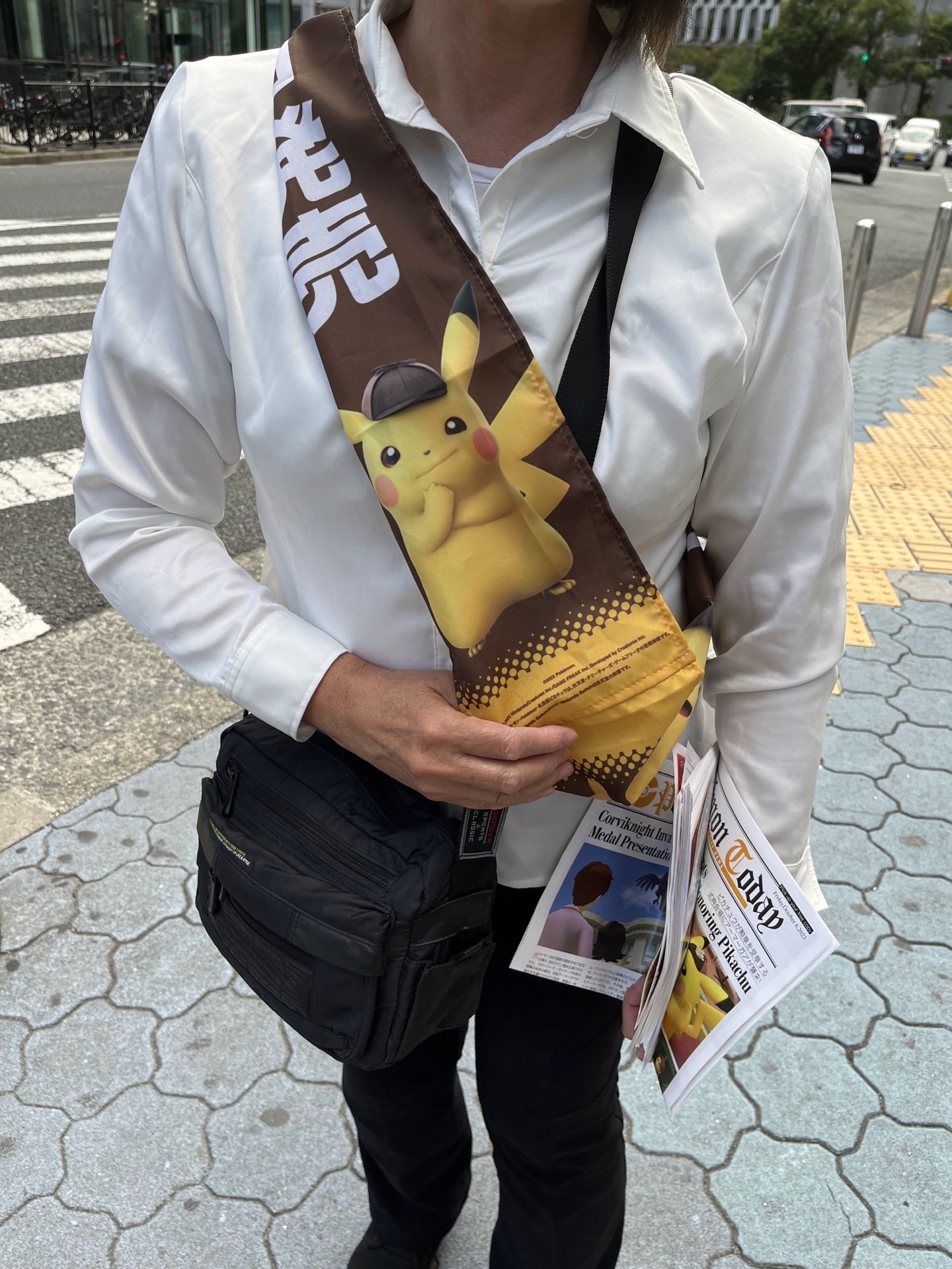 《名侦探皮卡丘 闪电回归》今日发售！日本街头发送限定版宣传报纸
