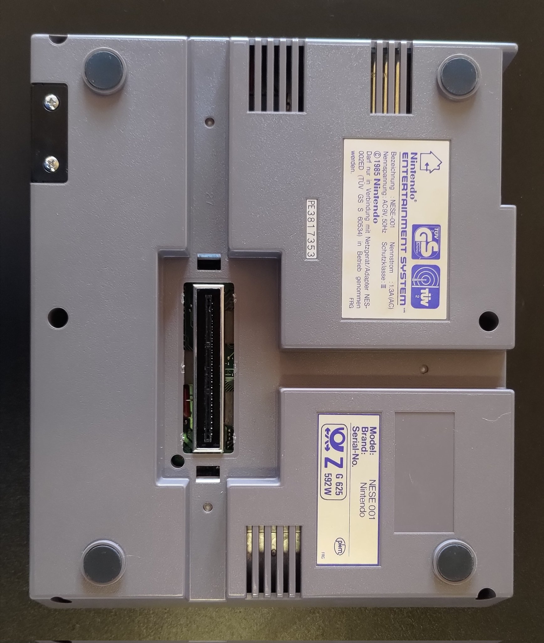兼容从未被使用过的任天堂扩展端口的NES Hub配件首次出现